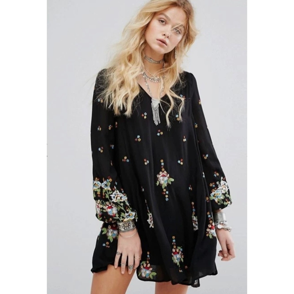 Free People Black Oxford Embroidered Cutout Back Mini Dress Boho Size Small